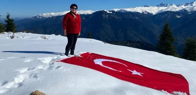 Rize’nin Badara Yaylası’nda Cumhuriyet’in 101. Yılına Özel Kutlama