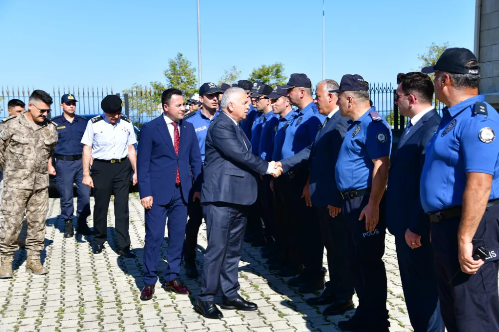 Vali Aziz Yıldırım: “Güvenli Bir Yaşam Alanı İçin Çalışmalara Devam Edeceğiz”