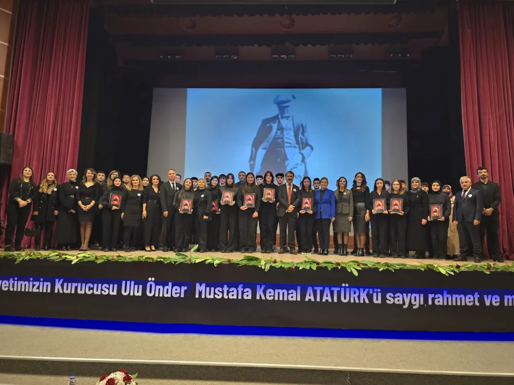 Artvin’de 10 Kasım’da Atatürk’e Saygı ve Özlem: Anma Programı Düzenlendi