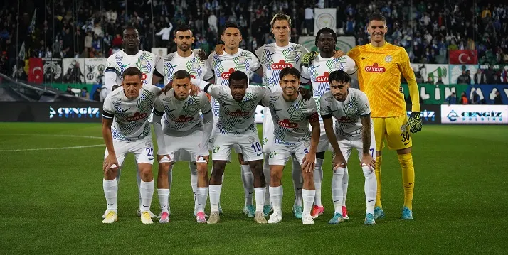 Çaykur Rizespor, Süper Lig Tarihine Geçerek Trabzonspor