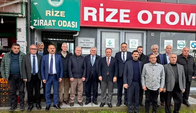 ÇAYKUR Genel Müdürü Yusuf Ziya Âlim, Rize Ziraat Odası Başkanlarıyla Bir Araya Geldi