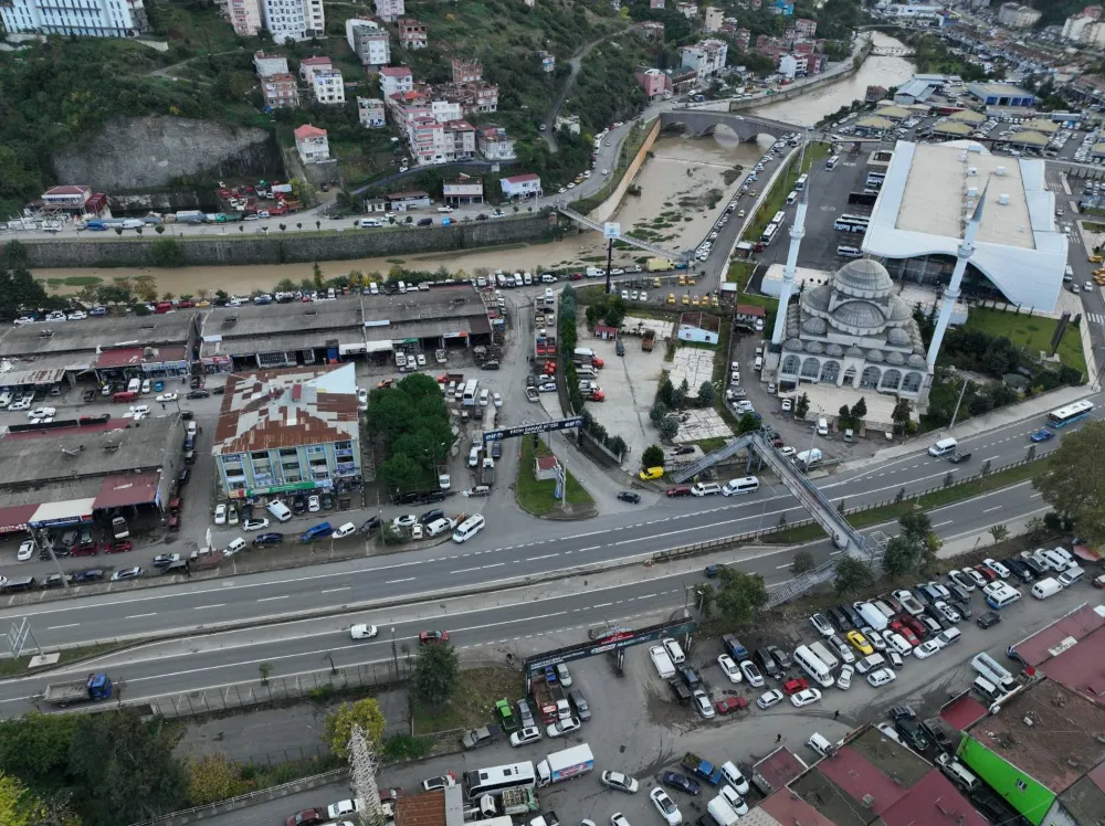 Trabzon Büyükşehir Belediyesi, Esnafın Yıllardır Beklediği Sorunu Çözdü