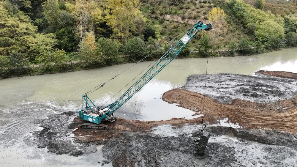 Sera Gölü’nde Çökelti Havuzu İnşaatı ve Temizlik Çalışmaları Devam Ediyor