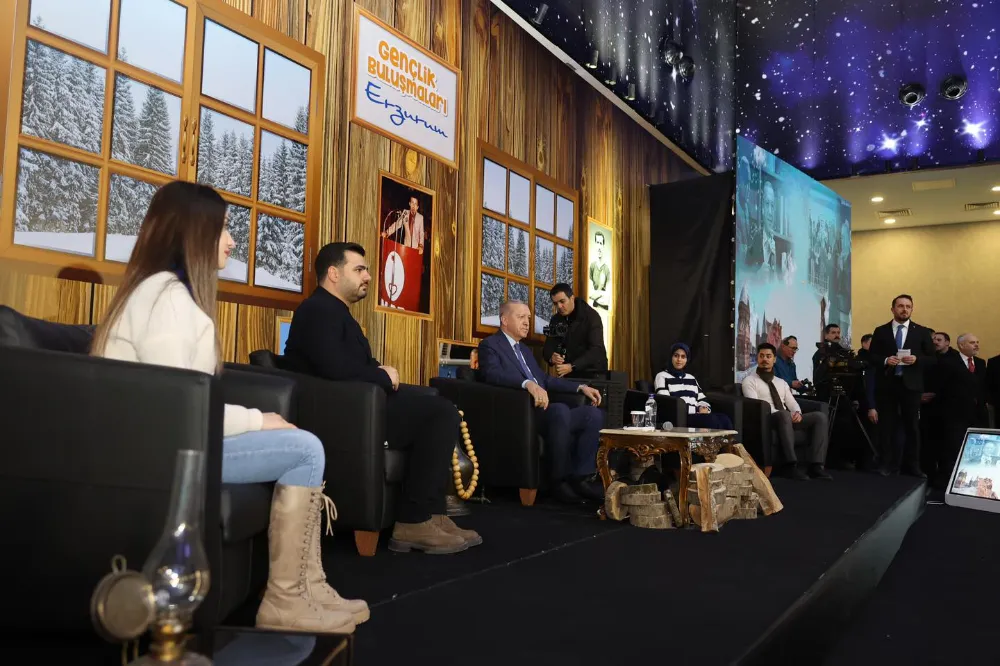 Cumhurbaşkanı Erdoğan, Erzurum’da Gençlerle Buluştu