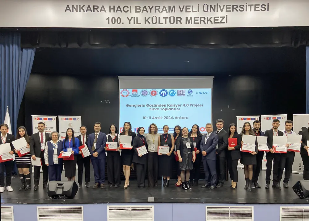 Atatürk Üniversitesi,Gençlerin Gözünden Kariyer 4.0 Zirve Toplantısına Katıldı, Teknolojinin Kariyer Planlamasındaki Rolü Vurgulandı