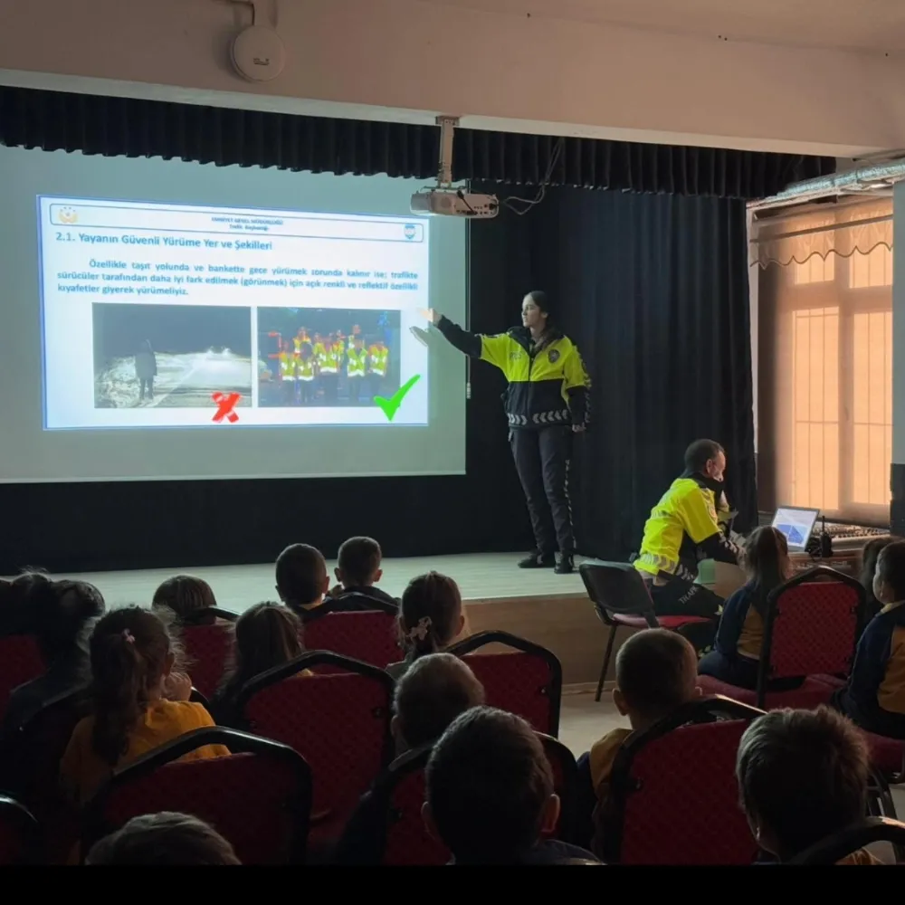 Arhavi İlçe Emniyet Müdürlüğü’nden Öğrencilere Trafik Eğitimi