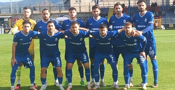 Pazarspor’ dan “Senden Daha Güzel Şarkılı Kutlama