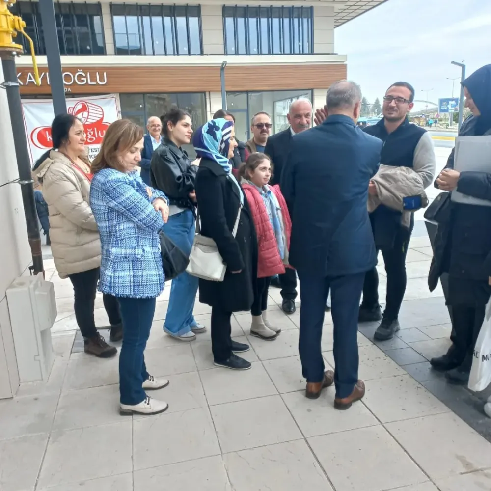 CHP Rize Belediye Başkan Adayı Necati Topaloğlu, Seçim Çalışmalarına Hız Kesmeden Devam Ediyor