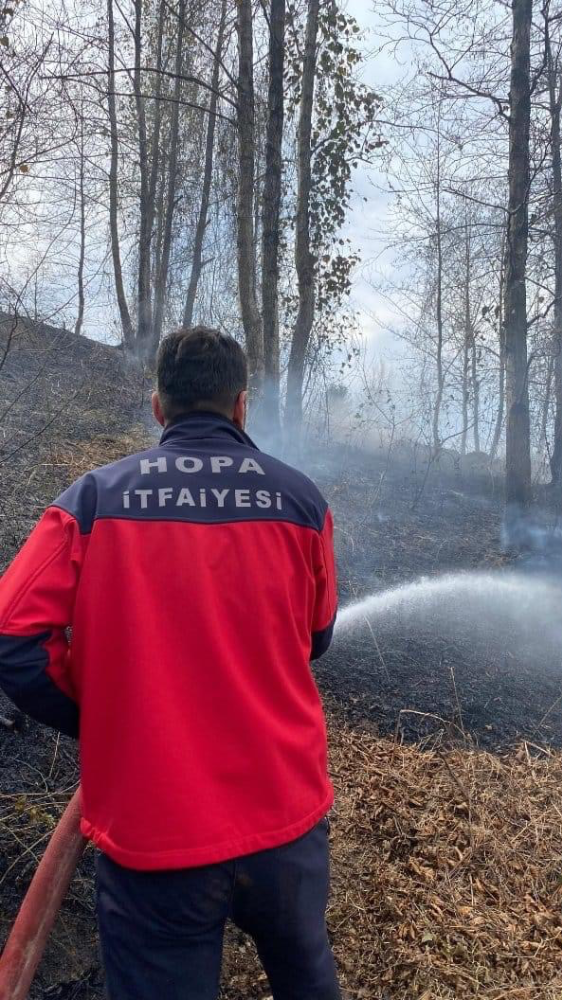 Kemalpaşa’da Bir Çay Bahçesinde Yangın Kontrol Altına Alındı