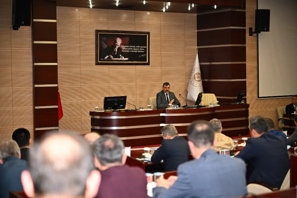 Erzurum Valisi Mustafa Çiftçi, Kurum Amirleriyle Toplantı Gerçekleştirdi