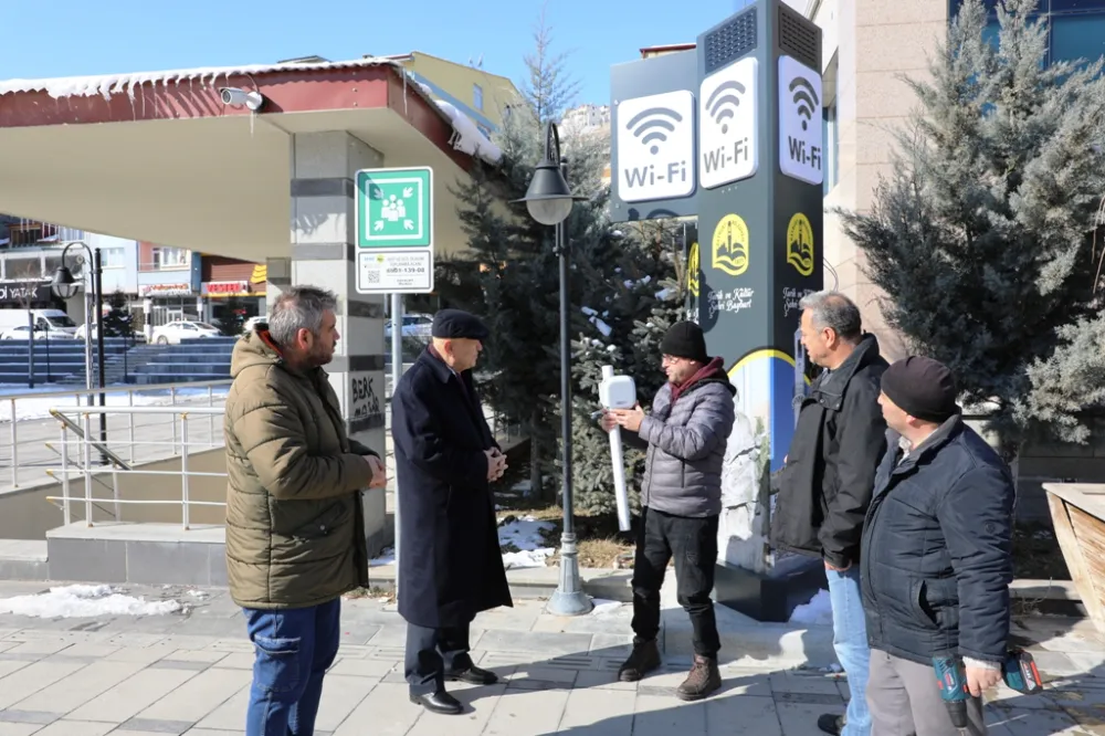 Bayburt Belediyesi, Ücretsiz WiFi Ağıyla Kentte İnternet Erişimini Genişletiyor