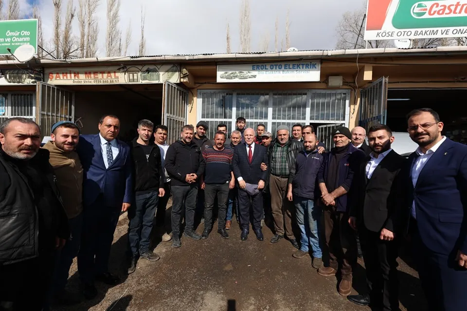 Erzurum Büyükşehir Belediye Başkanı Mehmet Sekmen, Narman Sanayi Sitesi Esnafı İle Buluştu