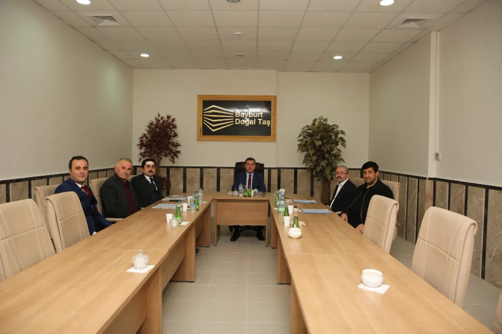 Vali Eldivan Başkanlığında Bayburt Organize Sanayi Bölgesi Müteşebbis Heyeti Toplantısı Gerçekleştirildi