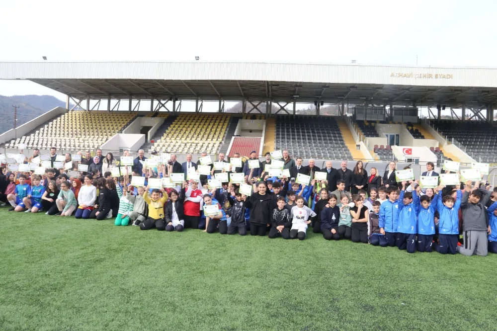 12. Arhavi Grassroots Herkes İçin Futbol Şenliği’nin 6. Etabı Yapıldı