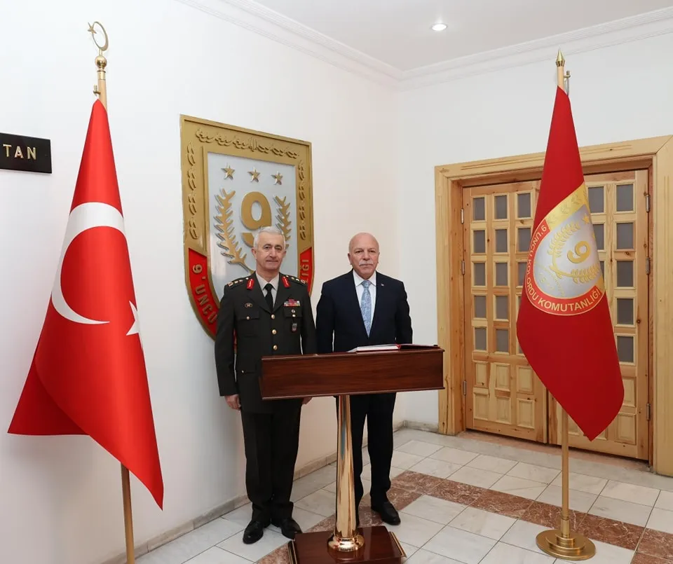 Erzurum Büyükşehir Belediye Başkanı Sekmen, 9’uncu Kolordu Komutanlığı