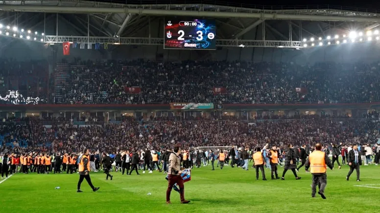 PFDK sevkleri açıklandı! Trabzonspor-Fenerbahçe maçı