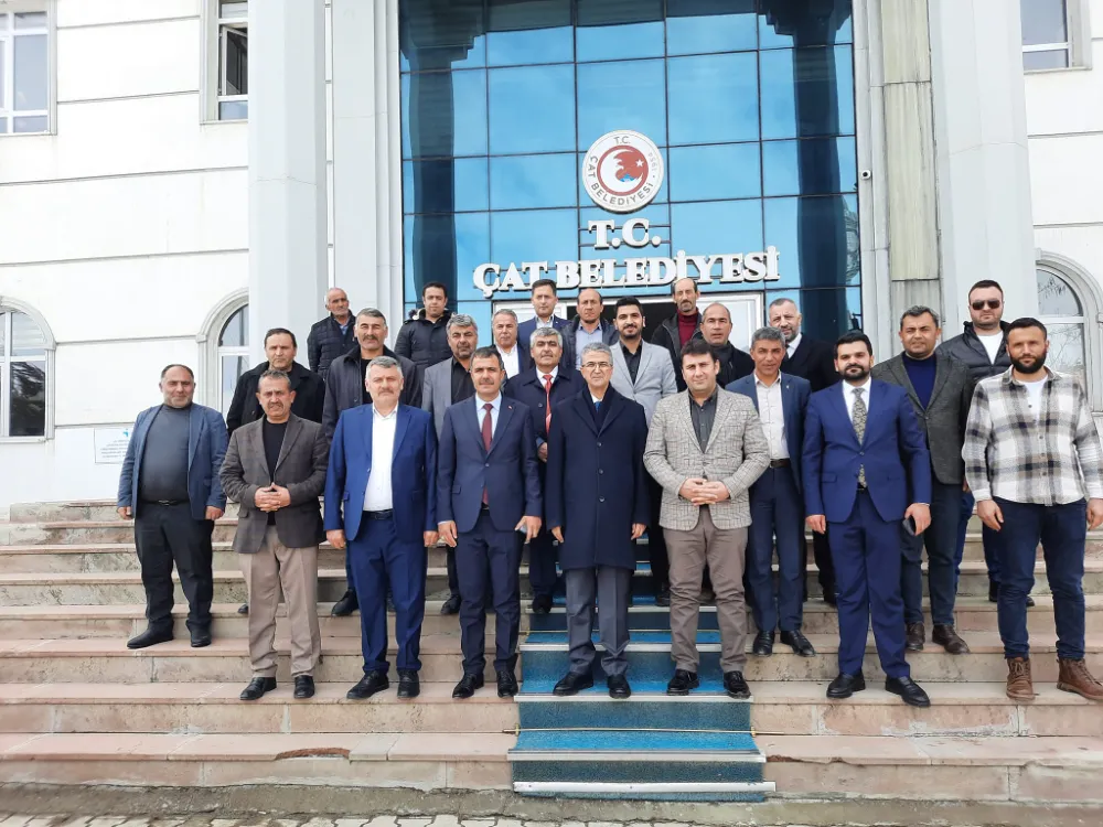 MHP Genel Başkan Yardımcısı ve Erzurum Milletvekili Kamil Aydın, Çat Belediye Başkanı Melik Yaşar’ın Misafiri Oldu