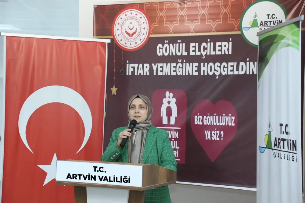 Yasemin Ünsal, Gönül Elçileri İftarında Koruyucu Ailelerle Buluştu