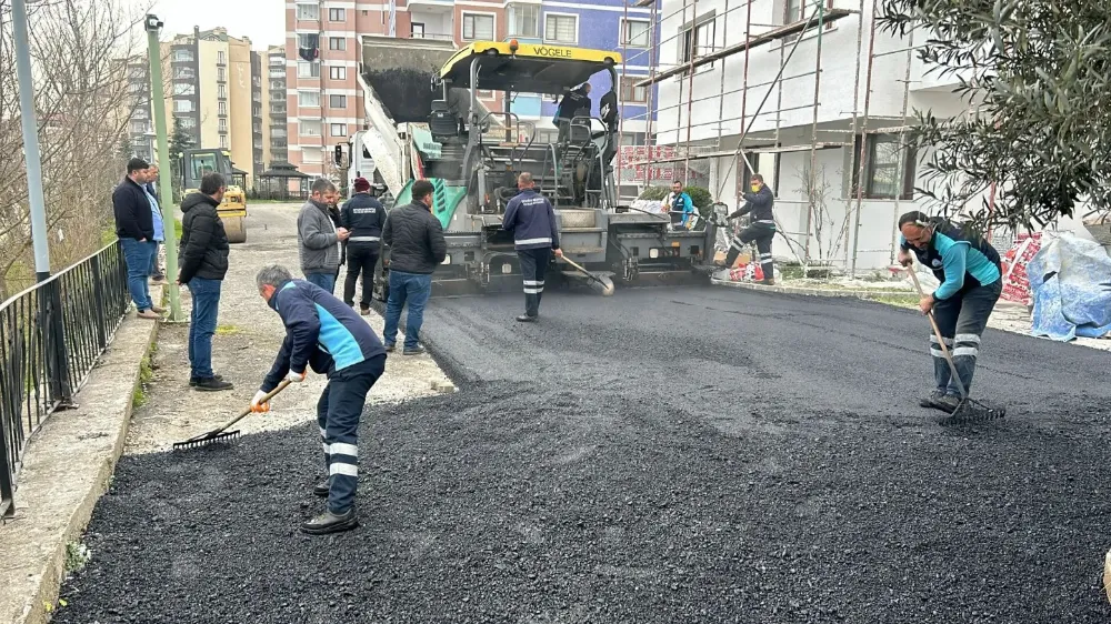 Trabzon Ortahisar Belediyesi, Mahalle Yollarında Asfaltlama Çalışmalarını Sürdürüyor