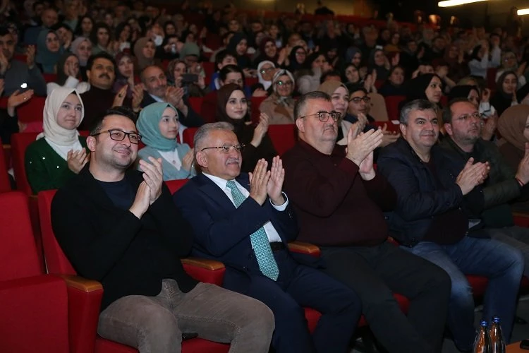 Büyükşehir’den şiir dolu muhteşem bir gece