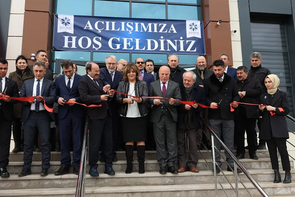 Erzurum Teknik Üniversitesi Sağlık Bilimleri Fakültesi Yeni Hizmet Binası Açılışı Büyük Bir Coşkuyla Gerçekleşti