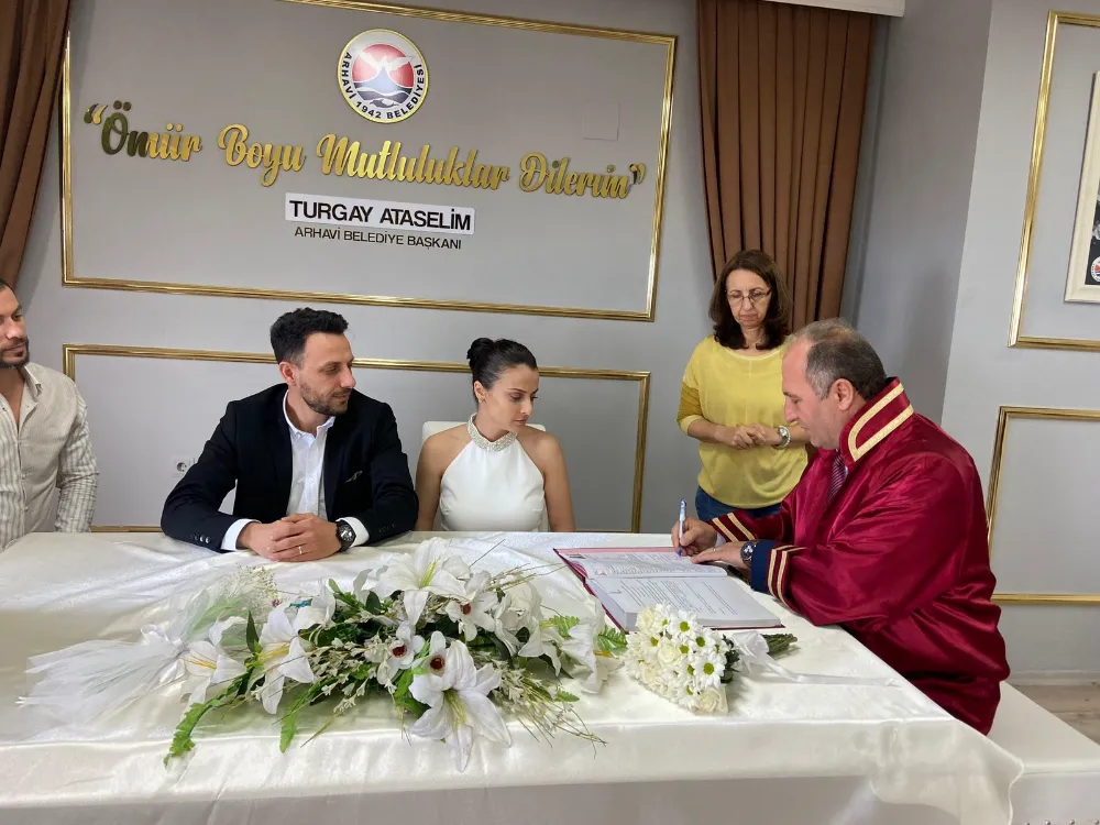 Arhavi Belediye Başkanı Turgay Ataselim İlk Nikahını Kıydı