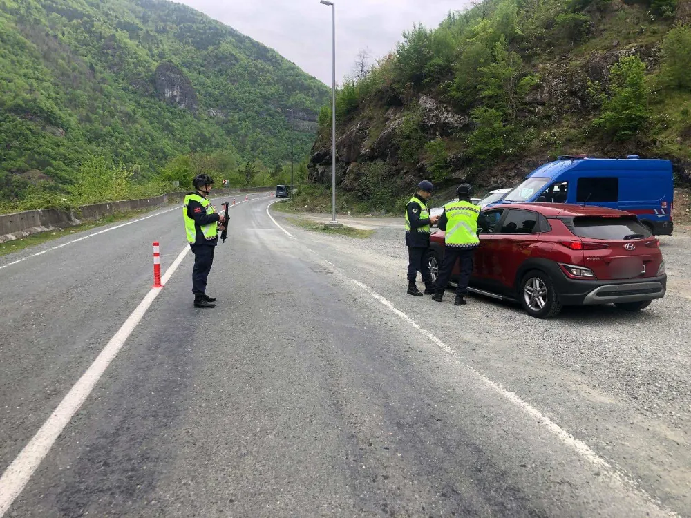 Trafik Denetimleri Bayram Boyunca Aralıksız Devam Etti: İşte Sonuçlar