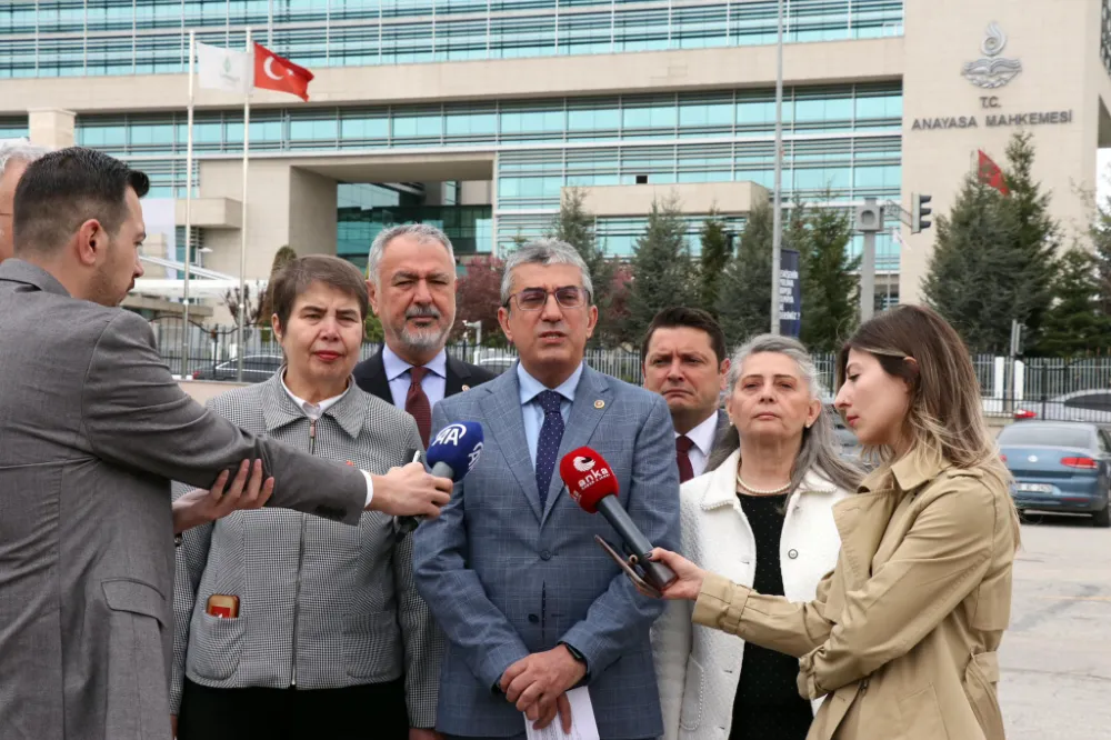 CHP Heyeti Anayasa Mahkemesine Başvurdu: Sağlıkla İlgili Kanunlarda Değişiklikler İptal Edilsin Talebi
