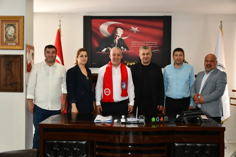 Artvin Belediye Başkanı Bilgehan Erdem, DİSK/GENEL-İŞ Sendikası Yetkililerini Kabul Etti