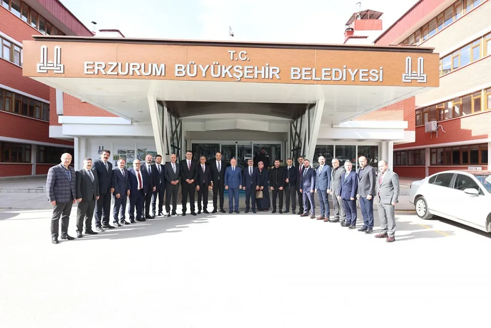 Erzurum Büyükşehir Belediye Başkanı Mehmet Sekmen Ziyaretçileri Ağırladı