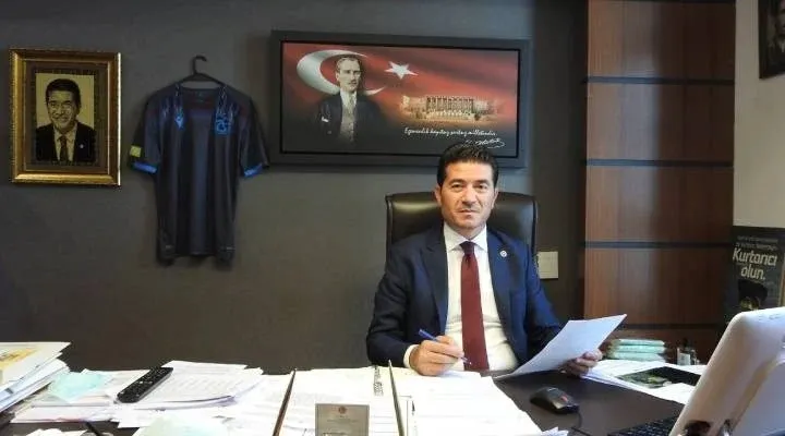 Yeni Ortahisar Belediye Başkanı Ahmet Kaya İşbaşı Yaptı: Değişim Rüzgarları Esiyor