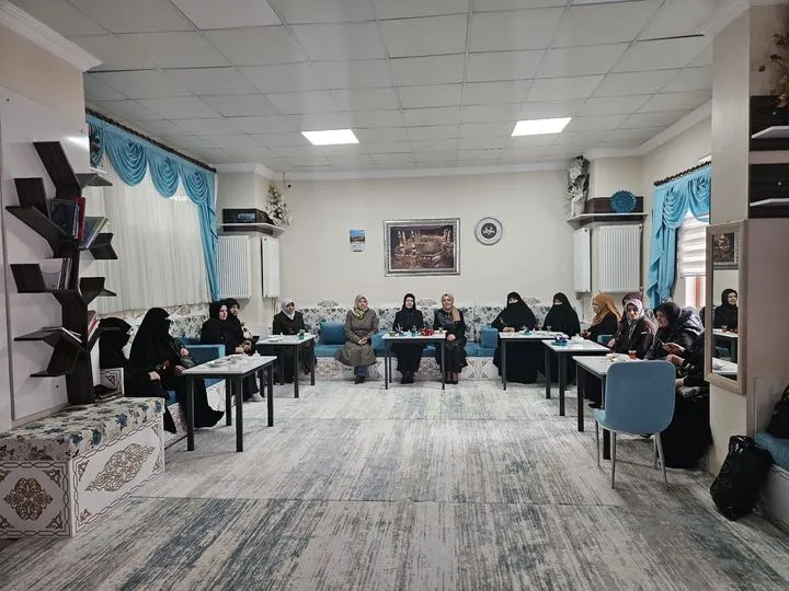 Bayburt İl Müftülüğü, Yetim Çocukların Annelerine Vefa Programı Düzenledi