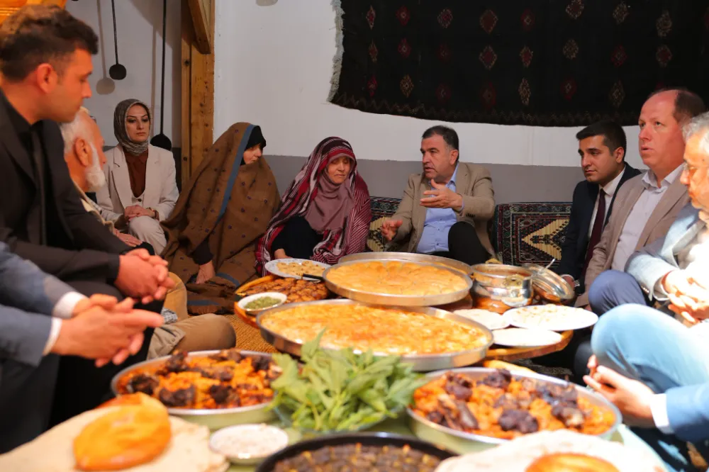 Bayburt Valisi Eldivan, Türk Mutfağı Haftası Etkinliğinde Yerel Lezzetleri Tanıttı