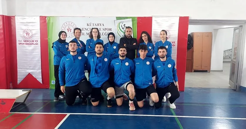 Trabzon Gençlik ve Spor İl Müdürlüğü Badminton Takımları Türkiye Finalinde Üçüncülük Kazandı!