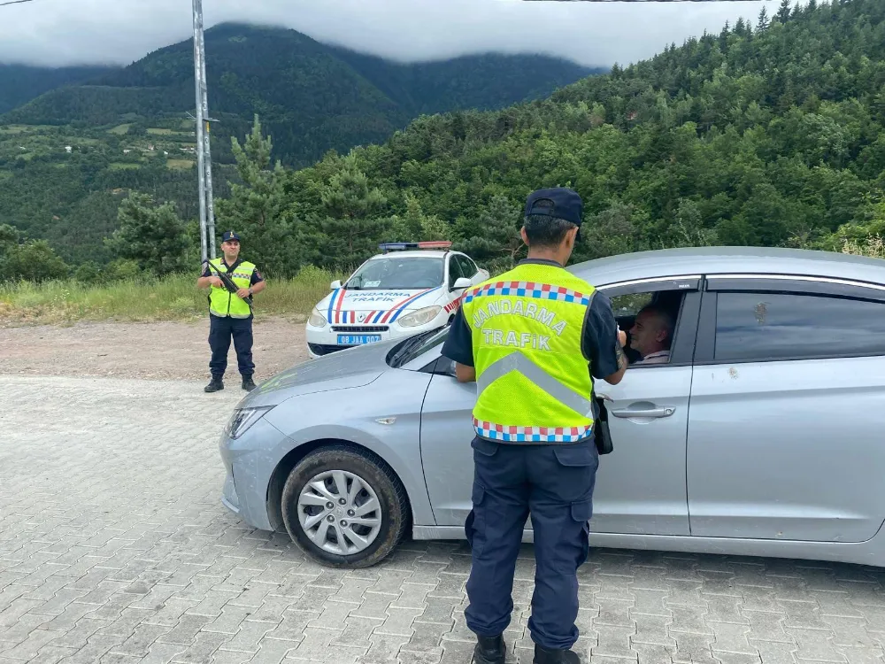 Bayram Tatilinde Artvin’de Trafik Kazaları ve Denetim Sonuçları