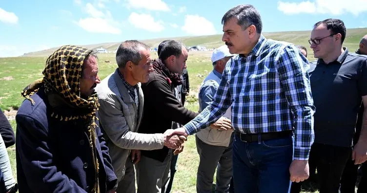 Erzurum Valisi Çiftçi, göçerleri ziyaret etti