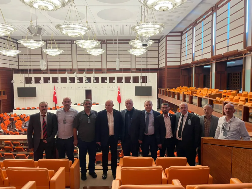 CHP Artvin Milletvekili Bayraktutan, Artvin Muhtarlarıyla Bir Araya Geldi