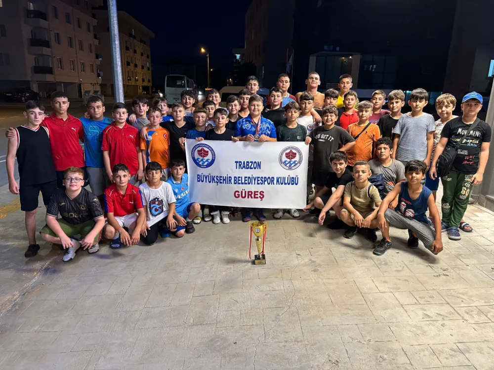 Trabzon Büyükşehir Belediyesi Güreşçileri Türkiye Şampiyonasında Büyük Başarı Elde Etti