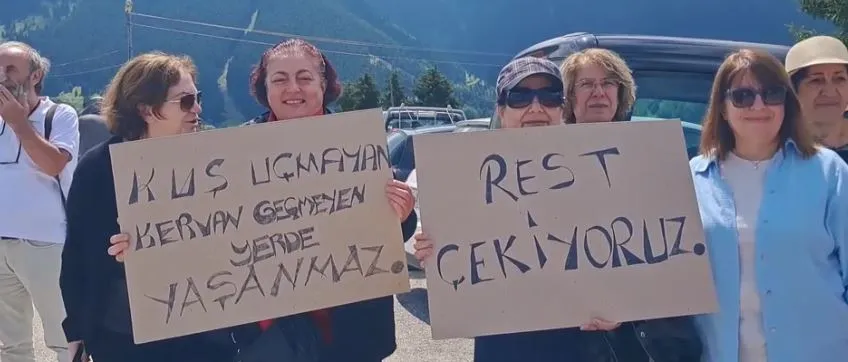 Artvin Şavşatlılar, Köylerinde Yapılması Planlanan RES Projesini Protesto Etti