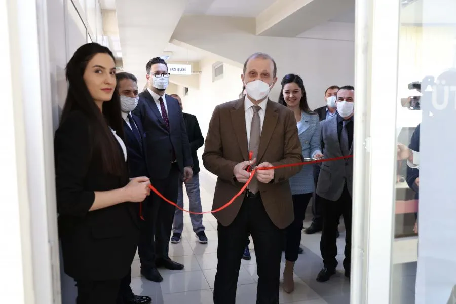 Karadeniz Teknik Üniversitesi Öğrenci Çağrı Merkezi Hizmete Girdi