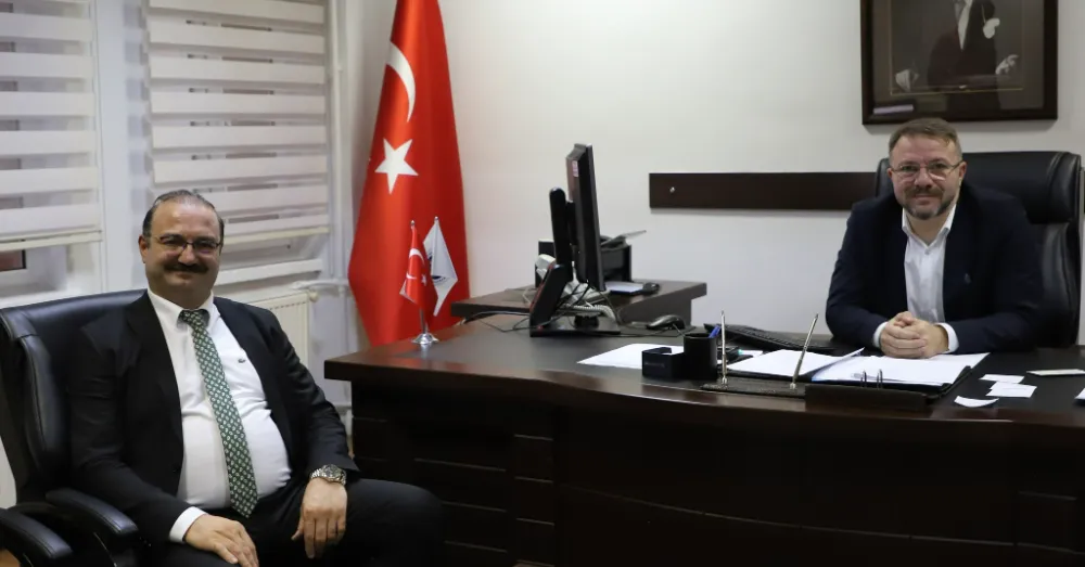 Rektör Hacımüftüoğlu’ndan Rektör Yardımcılarına Başarı Dileği