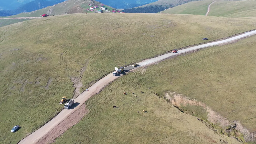 Trabzon Büyükşehir Belediyesi, Yayla Yol Sorununu Çözüme Kavuşturuyor