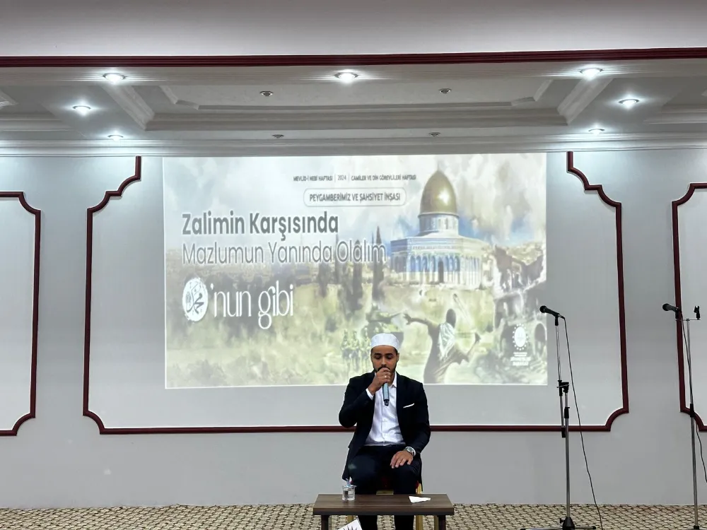 Akçaabat’ta Peygamberimiz ve Şahsiyet İnşası Konulu Konferansa Yoğun Katılım