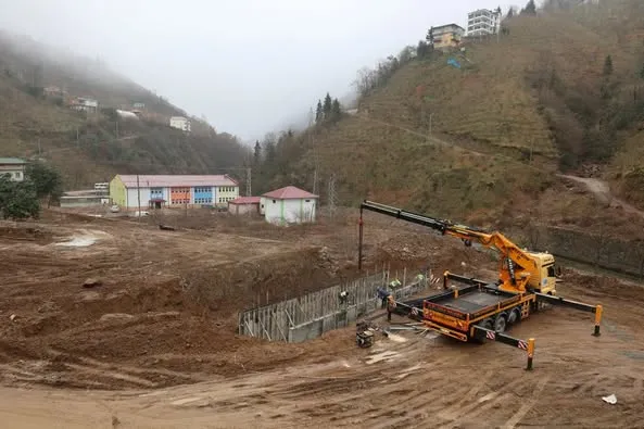 Arsin Belediyesinden Yeni Bir Yatırım YanboluSanta Harabeleri Grup Yolunda Çalışmalar Başladı