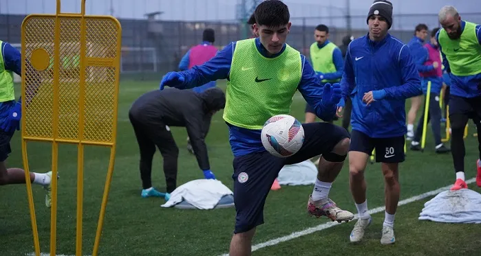 Çaykur Rizespor, Başakşehir Maçı İçin Hazırlıklarını Sürdürüyor!