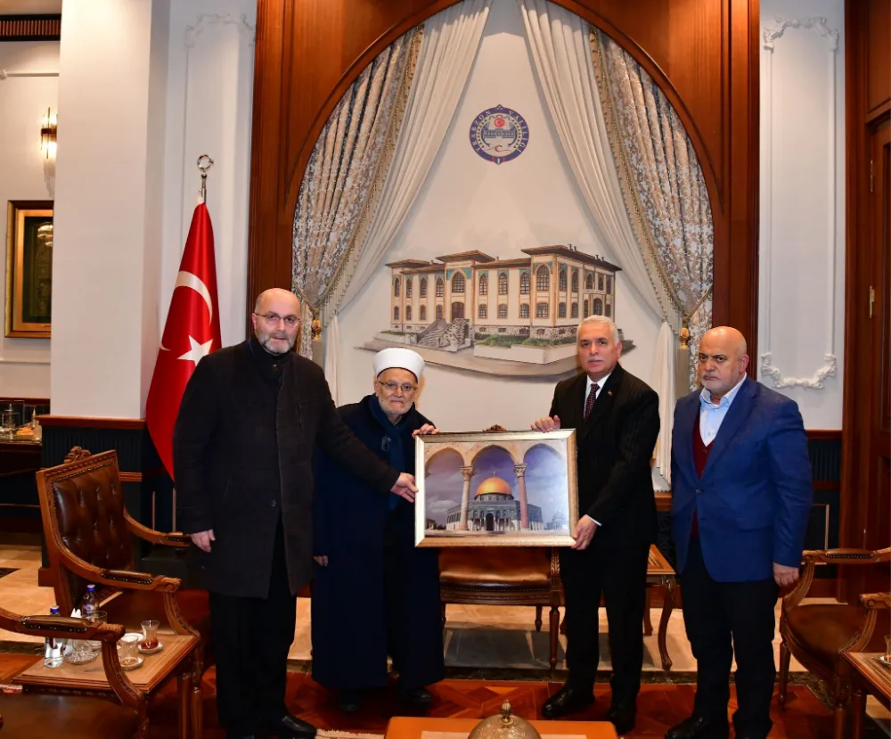 Trabzon Vali Aziz Yıldırım Kudüs Eski Baş Müftüsü İkrime Sabriyi Ağırladı