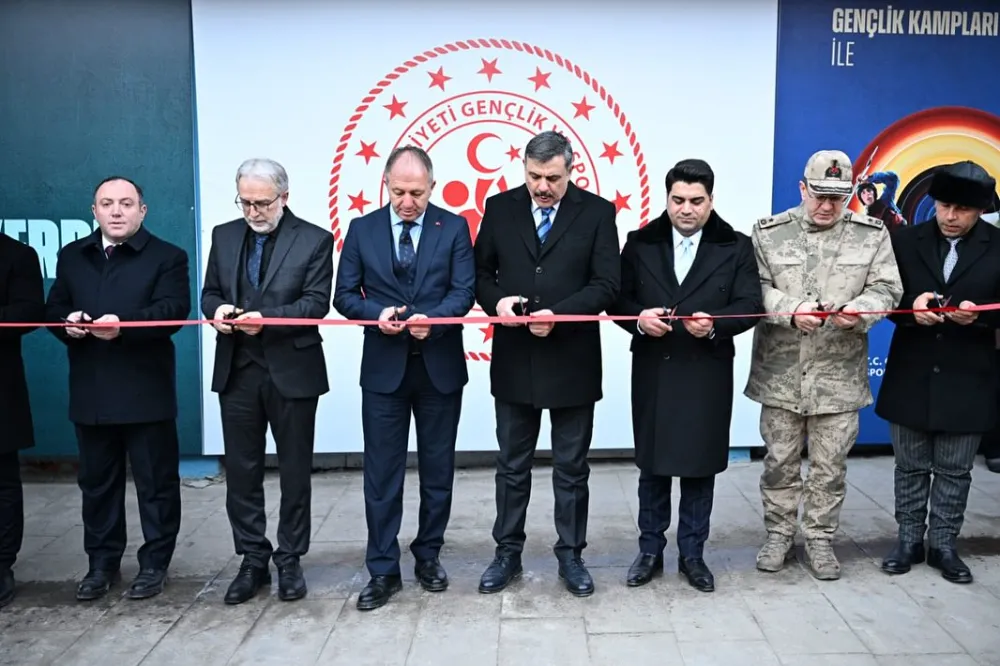 Erzurum Valisi Mustafa Çiftçi, Olur Gençlik Merkezi’nin Açılışına Katıldı