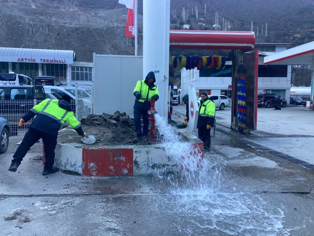 Artvin Belediyesi Yangın Hidrantlarının Bakım ve Kontrollerini Sürdürüyor