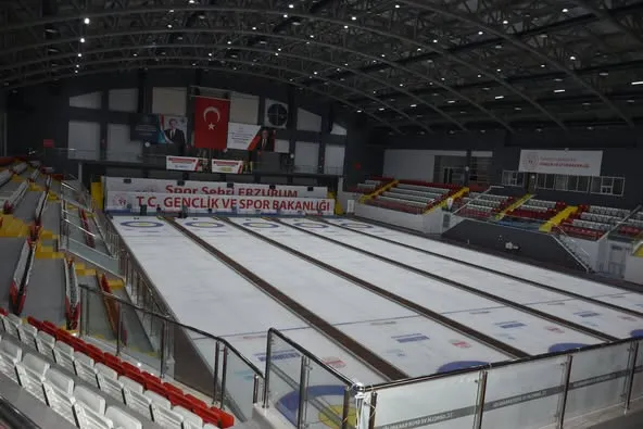 Erzurum Buz Salonlarında Tadilat Çalışmaları Hızla Devam Ediyor