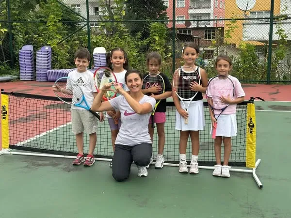 Hopa’da Amatör Spor Haftası Tenis Turnuvası Heyecanı Yaşandı